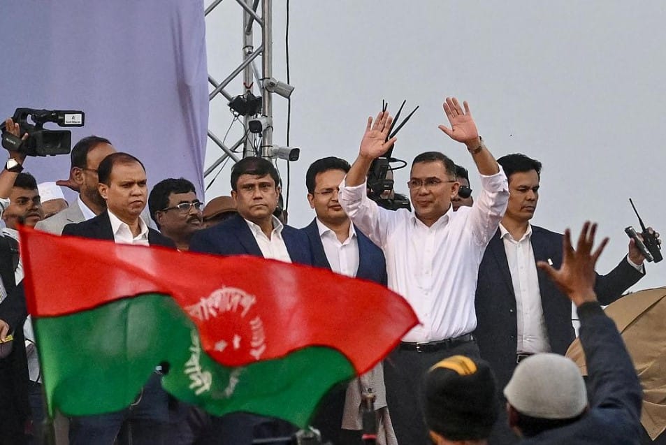 ট্রাফিক সিগনালে তারেক রহমান